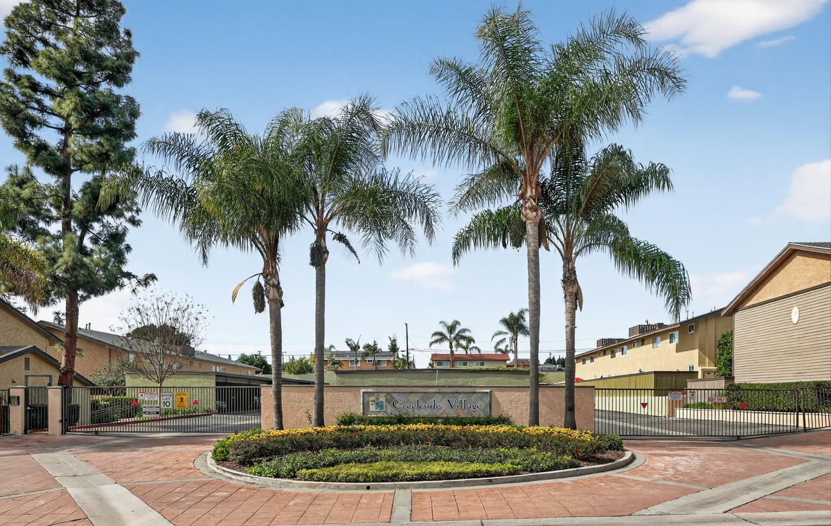 Creekside Village entrance for 1460 W Lambert Rd number 263
